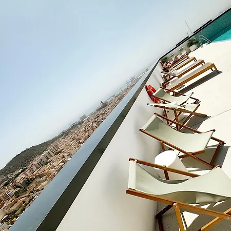 Urban Sky Serviced By P&o Apartment