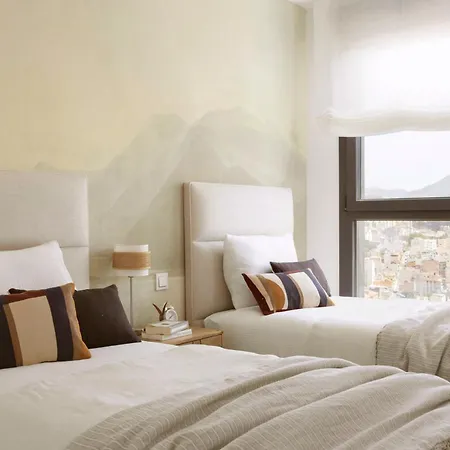 Urban Sky Serviced By P&o Apartment Malaga