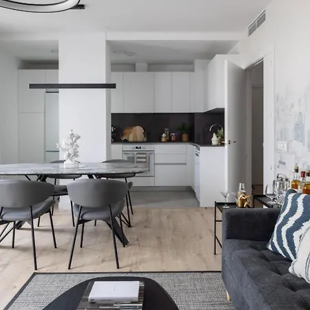 Apartment Urban Sky Serviced By P&o Malaga