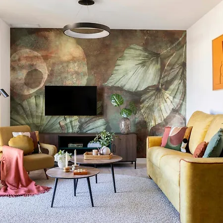 Apartment Urban Sky Serviced By P&o