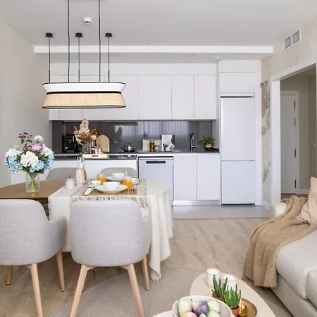 Apartment Urban Sky Serviced By P&o